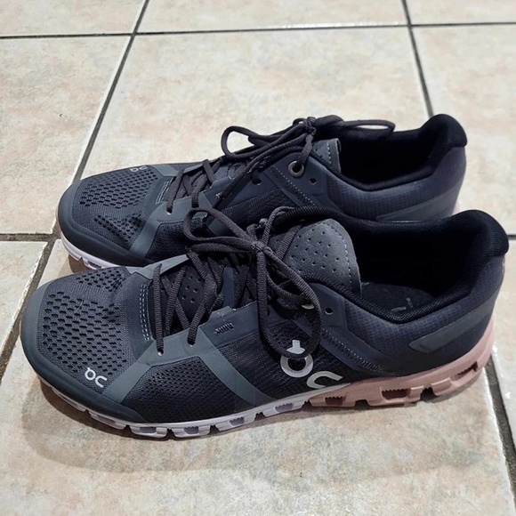 On Running Women Cloudflow Rock/Rose Size 8.5 - Picture 4 of 6